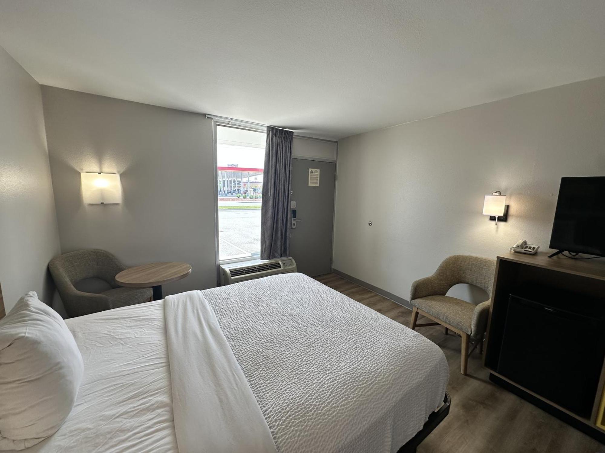 Days Inn By Wyndham Adel I-75 Ngoại thất bức ảnh